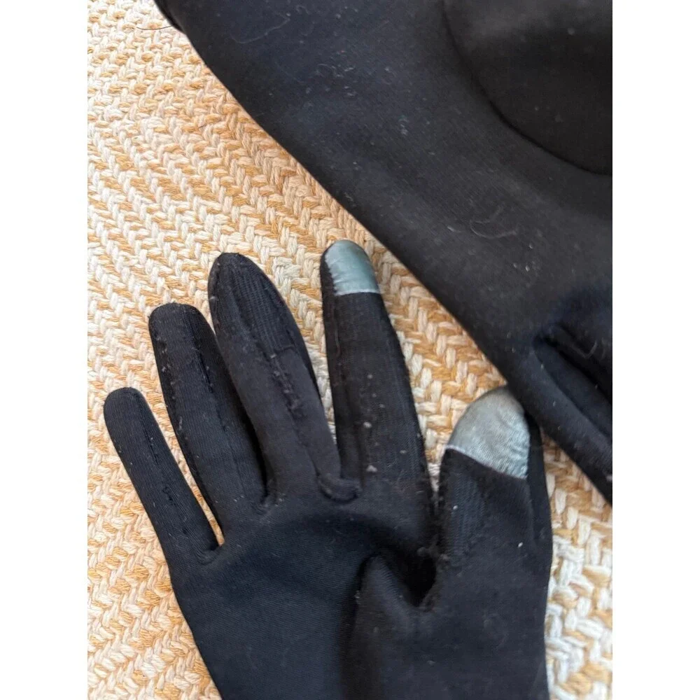 Black Touchscreen Gloves with Bow Detail